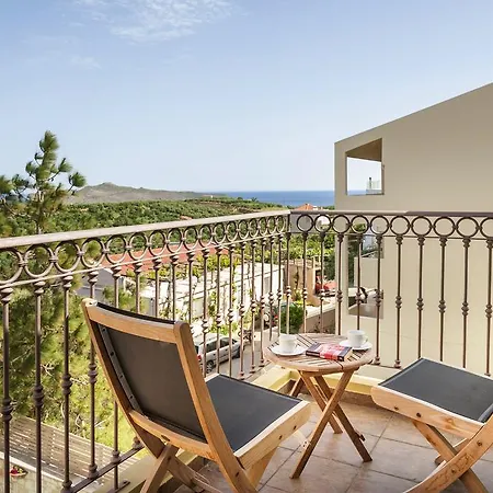 Eftichia Villa *